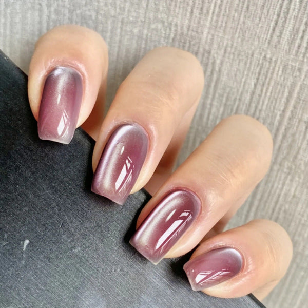 30 pcs of charming bean paste red cat's eyes