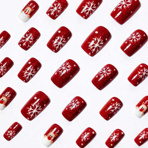 Cute elk fake nails